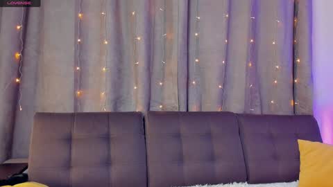 Jody  Christine online show from January 4, 1:42 pm