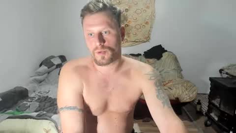 Snapshot of alexboy2022 chatting on December 3, 12:13 am onlyfans..alexyno2022 online show from December 3, 12:13 am