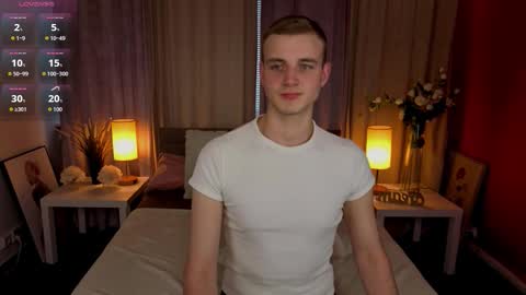 Snapshot of alexcolee chatting on February 21, 2:29 pm alexcolee online show from February 21, 2:29 pm