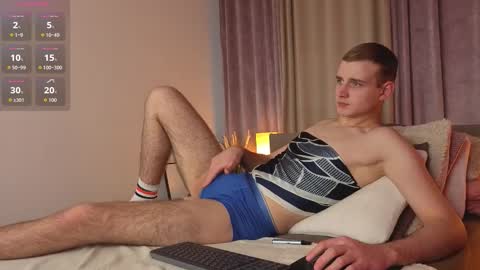 Snapshot of alexcolee chatting on February 22, 2:26 pm alexcolee online show from February 22, 2:26 pm