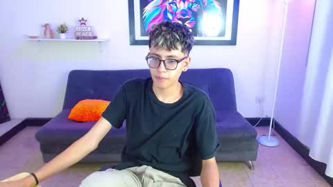 alex online show from March 24, 8:25 pm