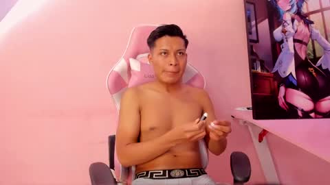 Alexdennus online show from April 6, 6:09 pm