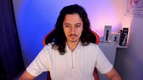 alexfloreszzz online show from March 10, 11:10 am