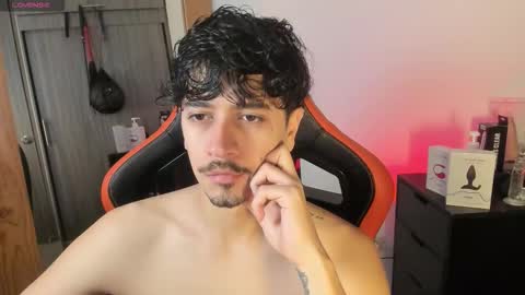 alexfloreszzz online show from September 15, 1:11 pm