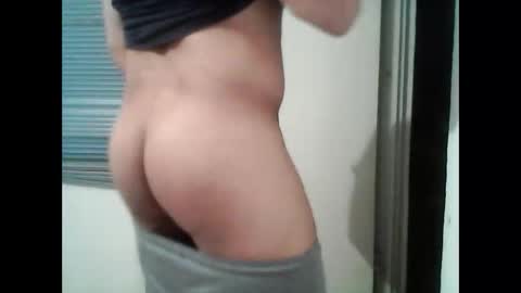 Snapshot of alexgrey82 chatting on June 9, 4:46 am alexgrey82 online show from June 9, 4:46 am