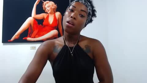 alexia_sinclaire24 online show from October 26, 11:20 pm