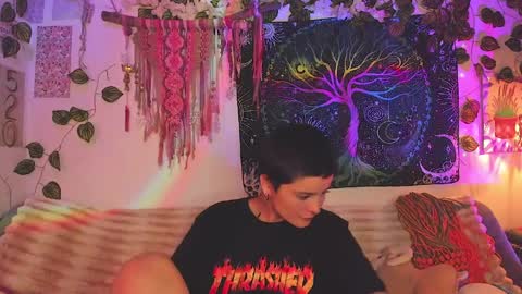 Alex online show from April 7, 3:07 am