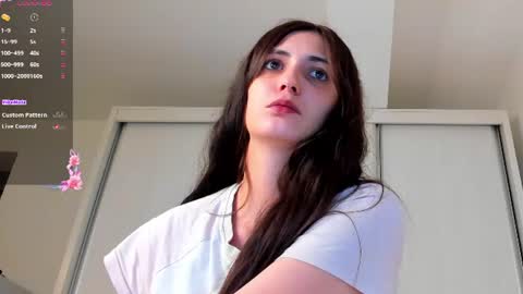 alexialuxe online show from June 15, 6:21 pm