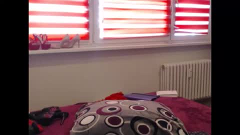 alexie33 online show from April 5, 7:27 am