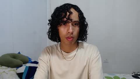 Snapshot of alexis21_ chatting on January 13, 11:48 am Alexis online show from January 13, 11:48 am