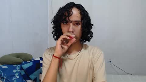 Snapshot of alexis21_ chatting on February 19, 9:27 am Alexis online show from February 19, 9:27 am