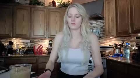 alexispaige06 online show from March 8, 6:01 pm