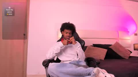 Alex Jaccob online show from November 19, 1:44 pm