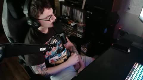 alexlong20 online show from November 18, 6:45 pm