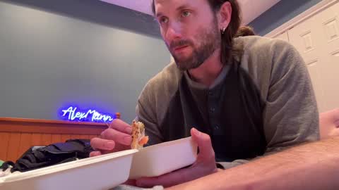 Alex Mann online show from December 1, 9:15 pm