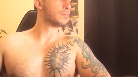 Alexxx online show from April 26, 6:49 pm