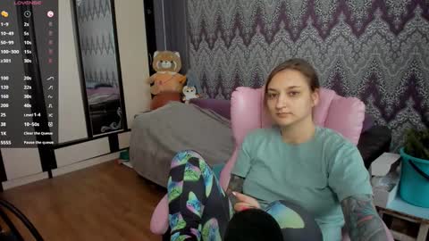 Snapshot of alexracc00n chatting on January 23, 7:22 am Alex online show from January 23, 7:22 am