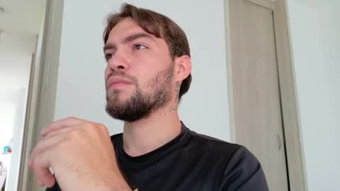 Snapshot of alextwunkk chatting on January 31, 7:11 pm Alex online show from January 31, 7:11 pm