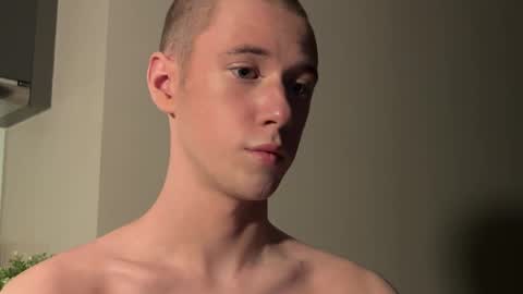 Snapshot of alexwos chatting on January 12, 2:19 pm Alex online show from January 12, 2:19 pm