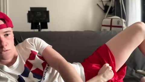 Snapshot of alexwos chatting on November 7, 7:52 am Alex online show from November 7, 7:52 am