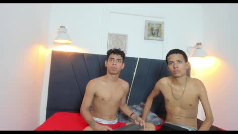 alexx_cum18 online show from May 14, 7:20 pm