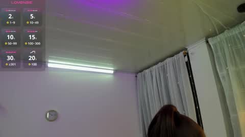 Snapshot of alexx_scoot chatting on December 16, 2:15 am Alexx online show from December 16, 2:15 am