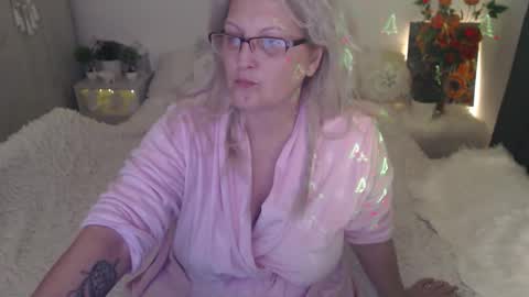 Snapshot of alexxa_mistress chatting on February 22, 6:17 pm Jhoa online show from February 22, 6:17 pm