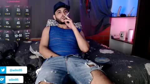 Snapshot of alexxx1106 chatting on February 8, 4:14 am alexxx1106 online show from February 8, 4:14 am