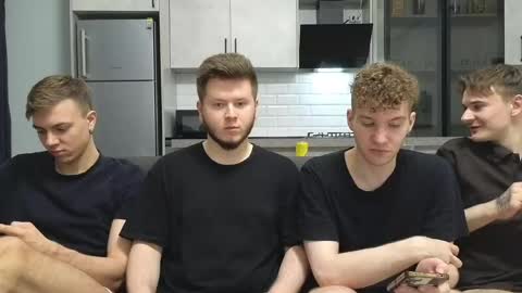 Snapshot of alexxx_d chatting on May 8, 8:47 pm AlexDimaIgor online show from May 8, 8:47 pm