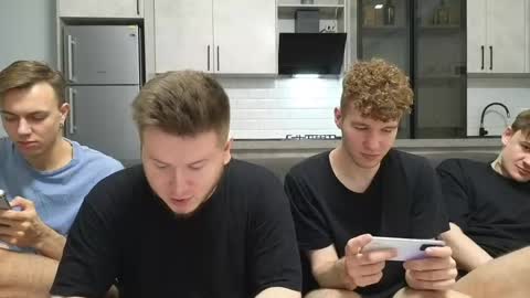 Snapshot of alexxx_d chatting on May 18, 8:47 pm AlexDimaIgor online show from May 18, 8:47 pm
