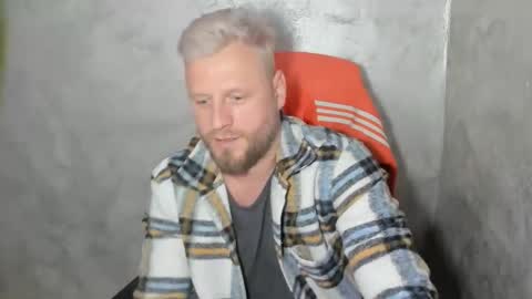 Snapshot of alexyno2020 chatting on February 2, 9:57 pm alexyno2022 ONLYFANS online show from February 2, 9:57 pm