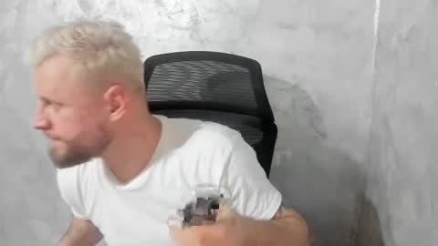 Snapshot of alexyno2020 chatting on February 8, 11:41 pm alexyno2022 ONLYFANS online show from February 8, 11:41 pm