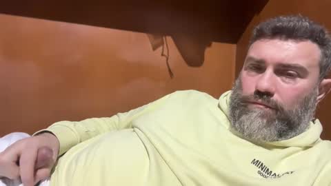 alfali online show from February 22, 6:08 pm