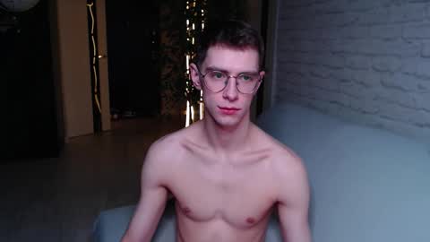 Alfie online show from November 1, 2:19 pm