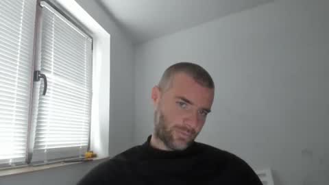 alfiesolomons87 online show from November 19, 11:21 am