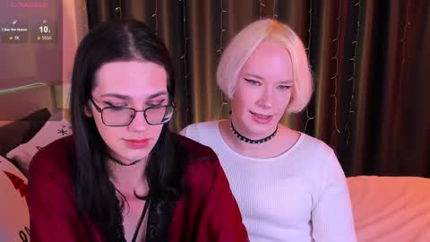 Alfreda online show from December 25, 9:11 pm