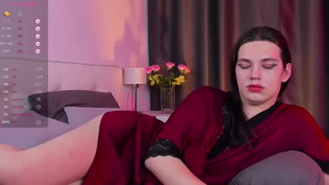 Alfreda online show from March 6, 2:08 pm