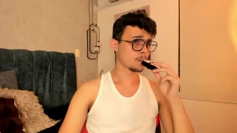 Snapshot of alhan_twink chatting on July 1, 4:25 am ALHAN online show from July 1, 4:25 am