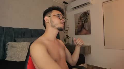 Snapshot of alhan_twink chatting on July 18, 8:51 am ALHAN online show from July 18, 8:51 am