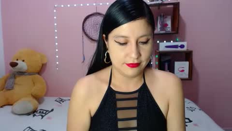 Snapshot of ali_squirt chatting on February 24, 10:03 pm alixia online show from February 24, 10:03 pm