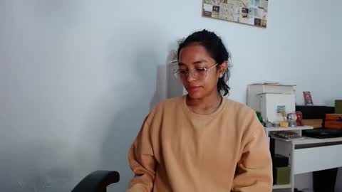 Alia  online show from March 20, 1:38 pm