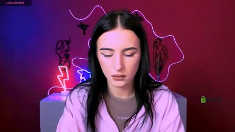 alia skay online show from May 24, 6:35 pm