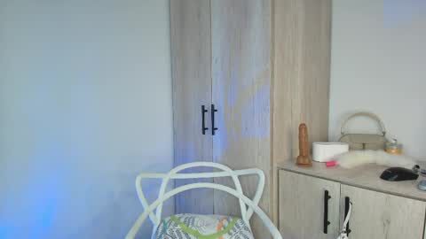 Alia  online show from April 16, 9:54 am