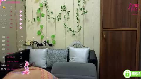 Alianna online show from September 18, 11:23 am