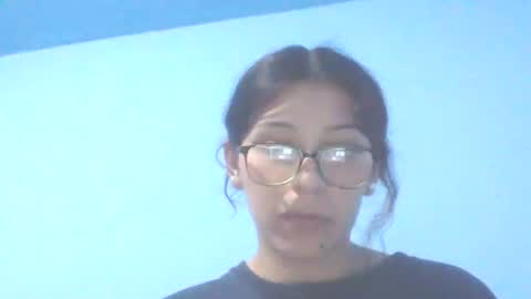 Snapshot of alibava22 chatting on March 8, 12:30 am alibava22 online show from March 8, 12:30 am