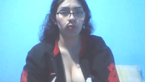 Snapshot of alibava22 chatting on March 19, 11:20 pm alibava22 online show from March 19, 11:20 pm