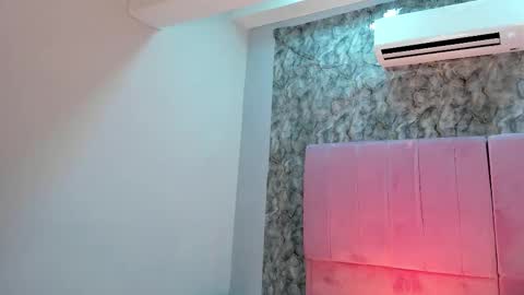 alicia online show from September 12, 10:48 am