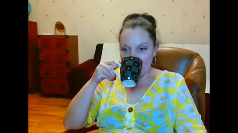 Snapshot of alice3694 chatting on December 28, 4:52 pm Alice online show from December 28, 4:52 pm