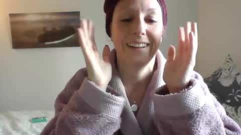 Alice online show from December 20, 12:27 pm