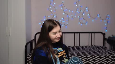 Alice online show from December 11, 10:16 pm